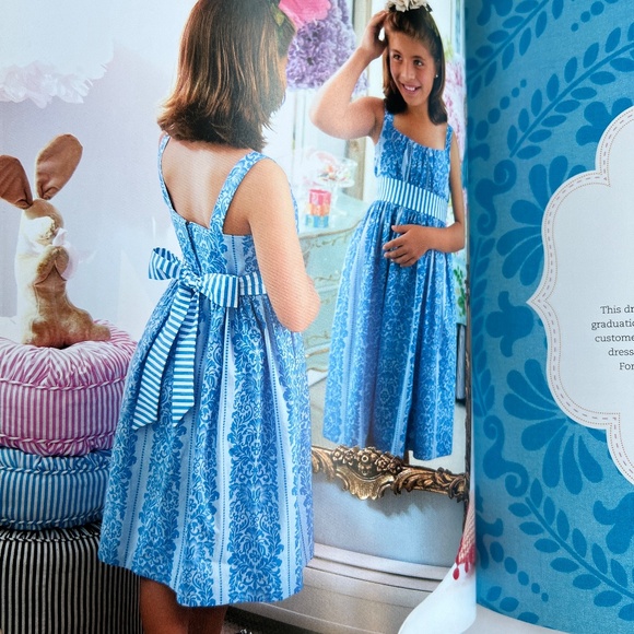 GIRL'S WORLD Twenty Pretty Sewing Projects for Little Girls by J Paganelli Book - Picture 10 of 12